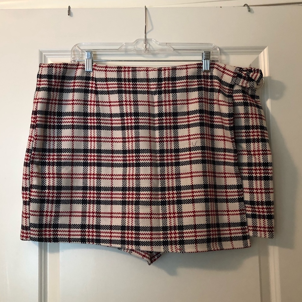 Forever 21 Plaid Skirt / Shorts